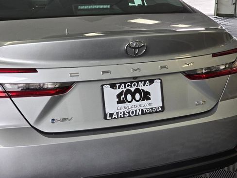 Used 2025 Toyota Camry LE FWD image 12