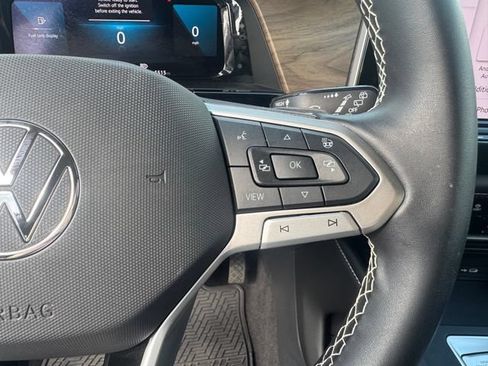 Certified 2026 Volkswagen Atlas SE FWD image 14