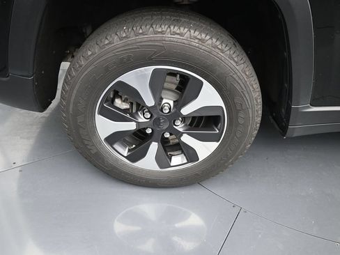 Used 2024 Jeep Grand Cherokee Limited 4xe AWD/4WD image 10