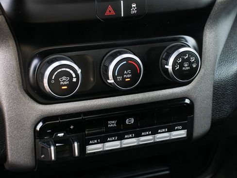 Used 2021 RAM 5500 Tradesman image 24