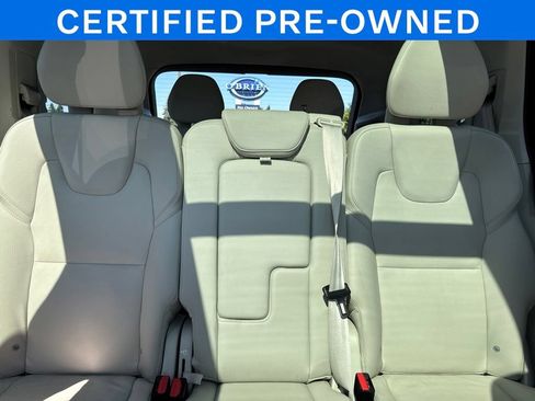 Certified 2023 Volvo XC90 B5 Core w/ Protection Package Premier AWD/4WD image 18