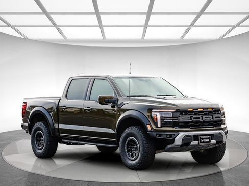 Used 2025 Ford F150 Raptor image 5