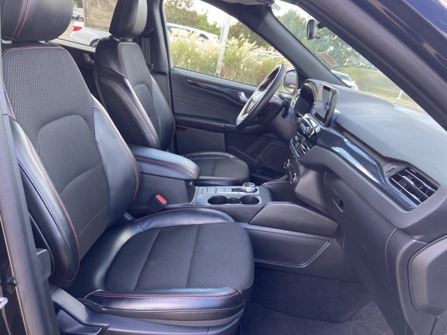Used 2025 Ford Escape ST-Line AWD/4WD image 17