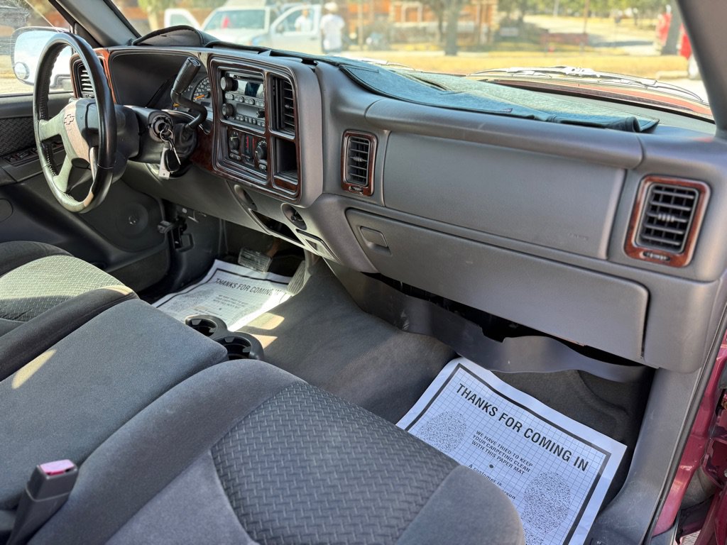Used 2004 Chevrolet Avalanche 2WD image 13