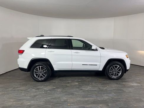 Used 2021 Jeep Grand Cherokee Laredo w/ All-Weather Capability Group image 5