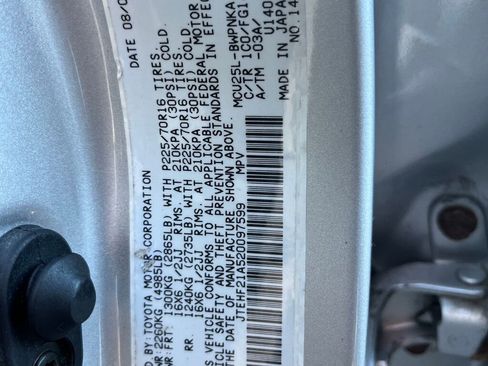 Used 2002 Toyota Highlander GREAT VALUE AWD image 52