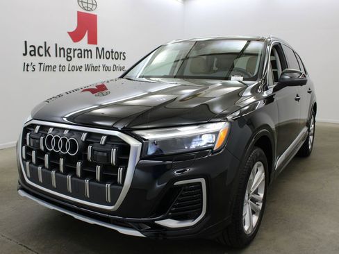 Used 2025 Audi Q7 3.0T Premium Plus w/ Premium Plus Package image 1