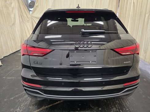 Used 2025 Audi Q3 2.0T Premium w/ Convenience Package image 9