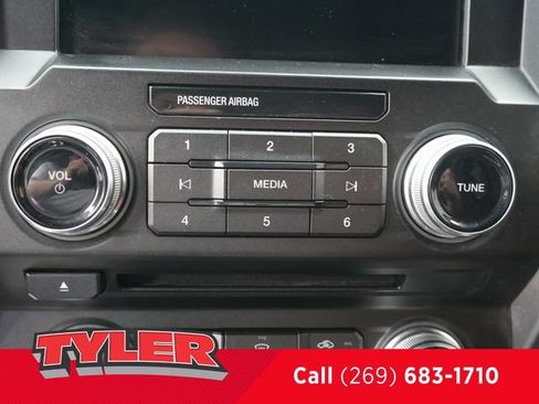 Used 2018 Ford F150 Platinum w/ Technology Package AWD/4WD image 34