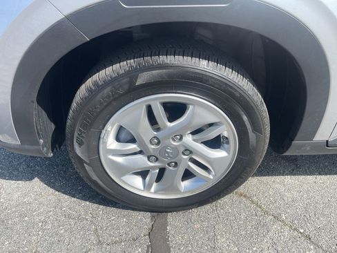 Used 2023 Hyundai Venue SE w/ Cargo Package image 32