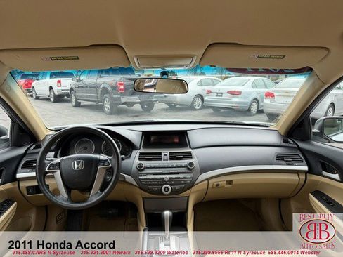 Used 2011 Honda Accord SE image 40