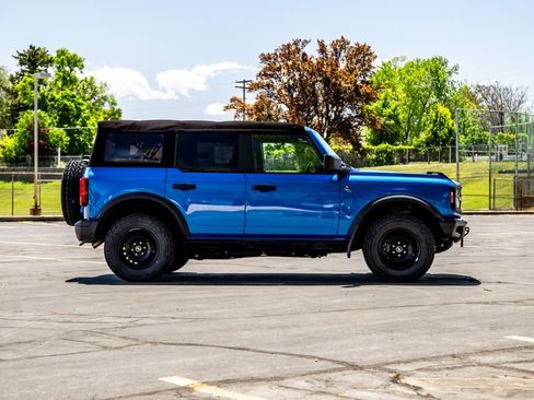 Used 2021 Ford Bronco Black Diamond AWD/4WD image 6