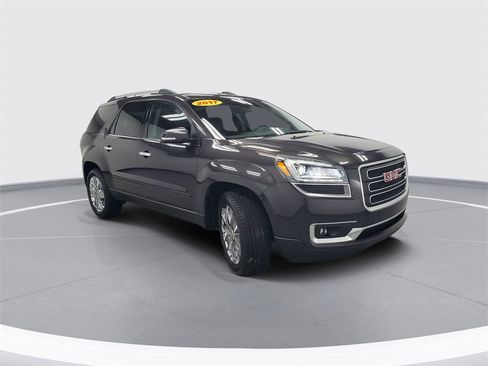 Used 2017 GMC Acadia Limited SLT image 2