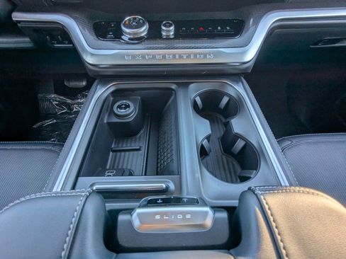 New 2025 Ford Expedition Platinum w/ Stealth Performance Package image 20