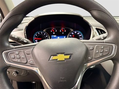 Used 2023 Chevrolet Equinox LS w/ LS Convenience Package image 13