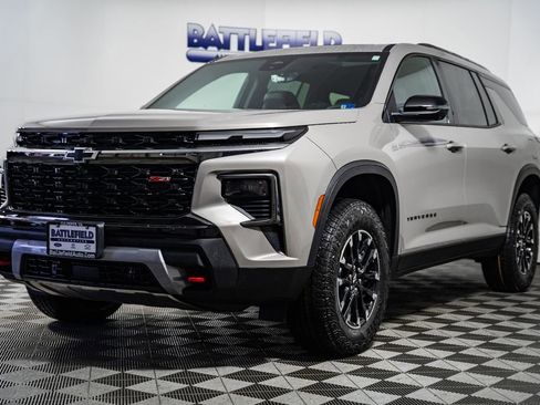 New 2026 Chevrolet Traverse Z71 w/ Driver Confidence Package image 3