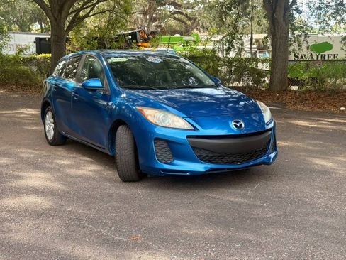 Used 2012 MAZDA MAZDA3 i Touring FWD image 2