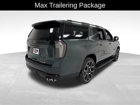 Certified 2025 Chevrolet Suburban RST w/ RST Capability Package AWD/4WD image 6