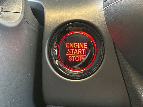 New 2026 Honda HR-V EX-L image 24