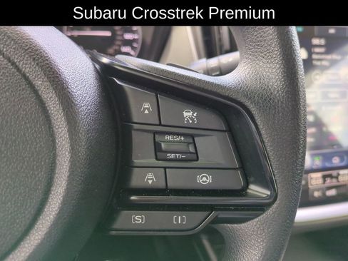 Used 2025 Subaru Crosstrek 2.0i Premium w/ Popular Package #4 image 24