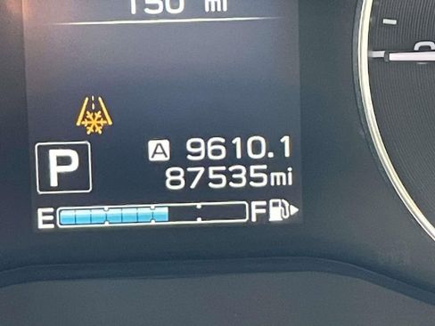 Used 2018 Subaru Impreza 2.0i Limited image 30