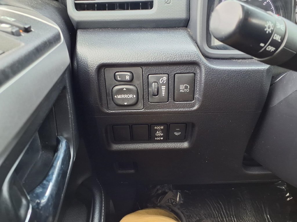 Used 2024 Toyota 4Runner SR5 AWD/4WD image 18