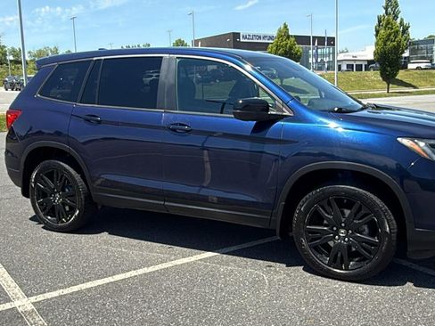 Used 2019 Honda Passport Sport image 2