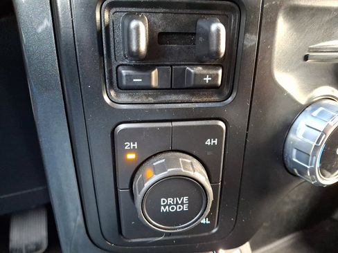 Certified 2022 Ford F150 XLT w/ Equipment Group 302A High image 24