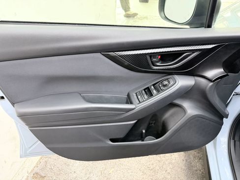 Used 2018 Subaru Crosstrek 2.0i Premium AWD/4WD image 7