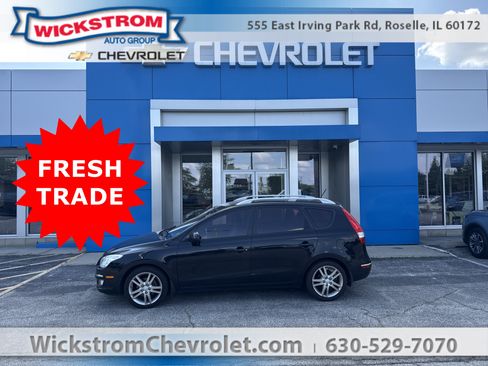 Used 2011 Hyundai Elantra FWD image 1