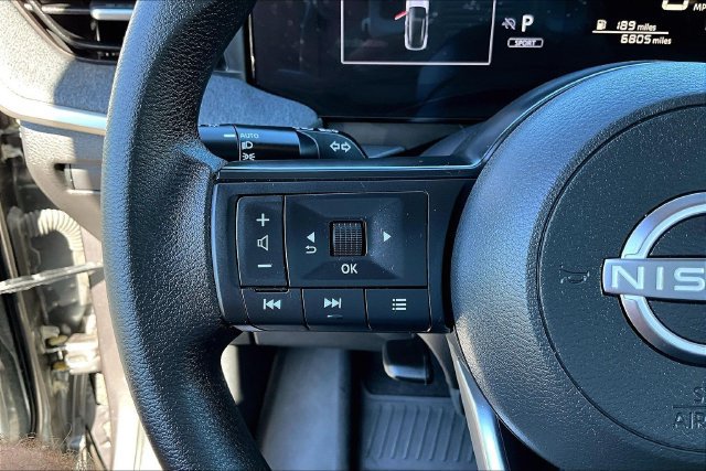 Used 2026 Nissan Kicks SV FWD image 10