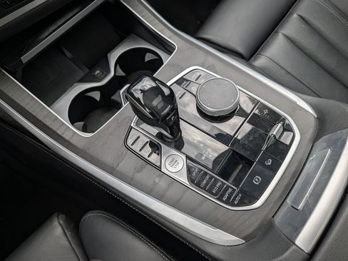 Used 2020 BMW X7 xDrive40i w/ Premium Package AWD/4WD image 26