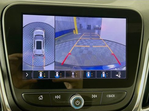 Certified 2021 Chevrolet Equinox Premier image 13