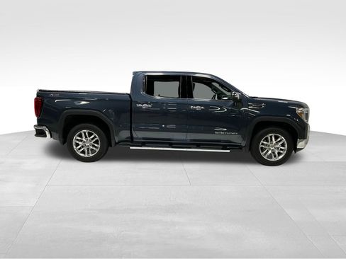 Used 2022 GMC Sierra 1500 SLT w/ SLT Premium Plus Package AWD/4WD image 3