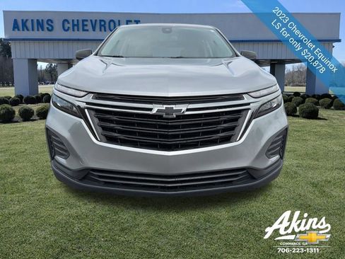 Used 2023 Chevrolet Equinox LS w/ Sport Edition image 3