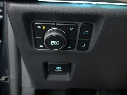 New 2025 Ford Expedition Platinum w/ Driver's Package image 35