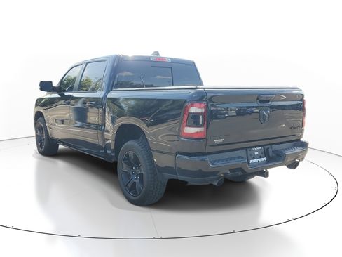 Used 2023 RAM 1500 Big Horn AWD/4WD image 3