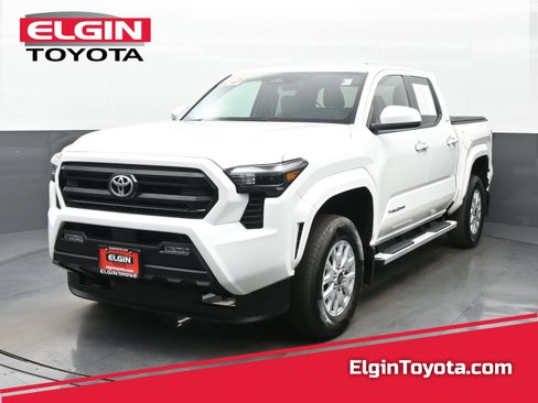 Used 2025 Toyota Tacoma SR5 AWD/4WD image 1