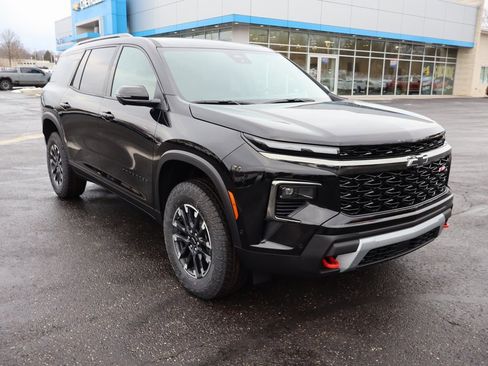 New 2026 Chevrolet Traverse Z71 image 2