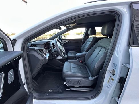 Used 2023 Audi Q4 e-tron Prestige w/ Black Optic Package image 16