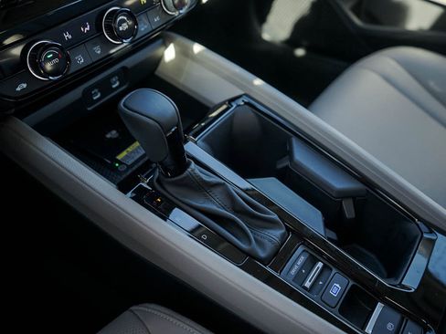 New 2025 Honda Accord EX-L image 25