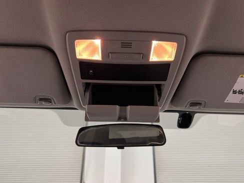 Used 2016 Toyota Tacoma SR image 43