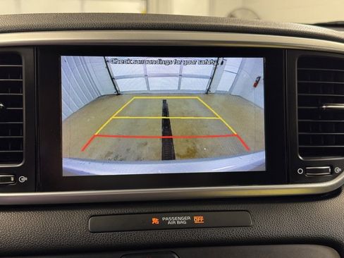 Used 2021 Kia Sportage LX image 38