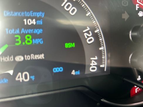 New 2025 Toyota RAV4 XLE image 10