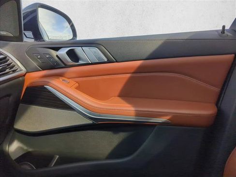 Used 2021 BMW X7 xDrive40i image 22