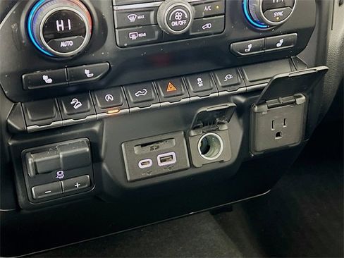 Used 2020 Chevrolet Silverado 1500 LT w/ All-Star Edition image 20