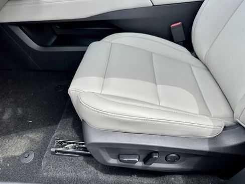 New 2026 Nissan Murano SL image 14