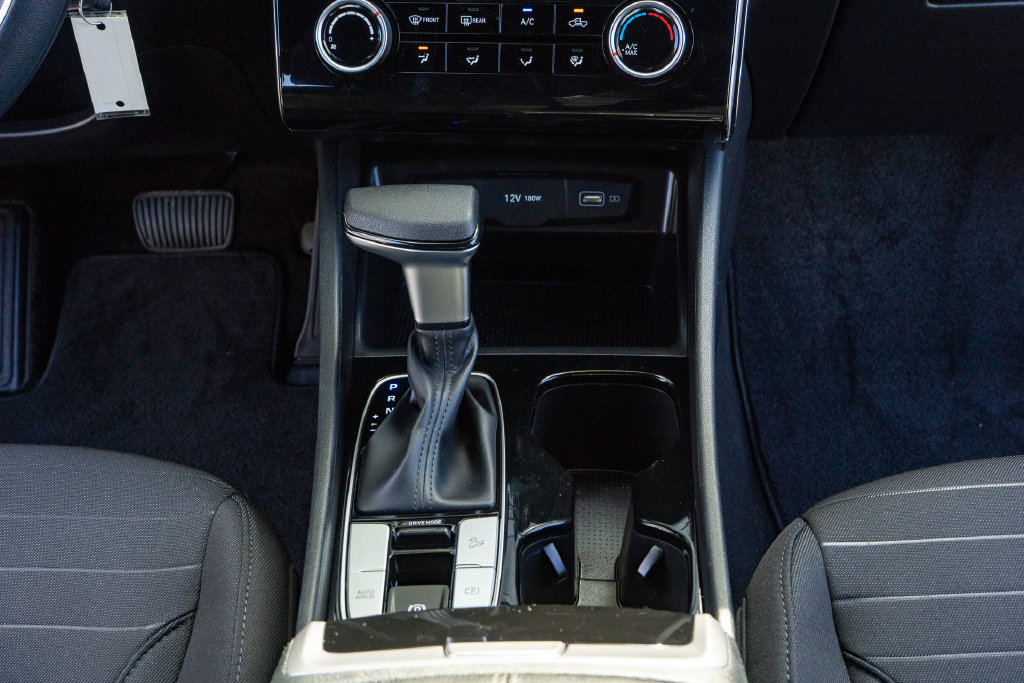 Used 2024 Hyundai Santa Cruz SE FWD image 23