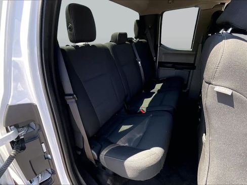 Used 2017 Ford F150 XL w/ Equipment Group 101A Mid RWD image 19