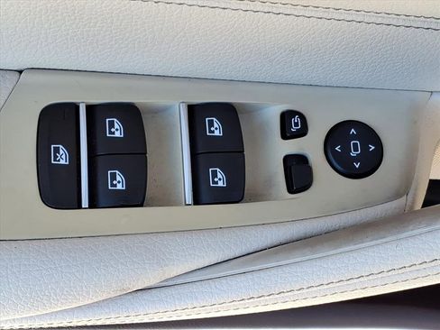 Used 2019 BMW 530i xDrive image 15